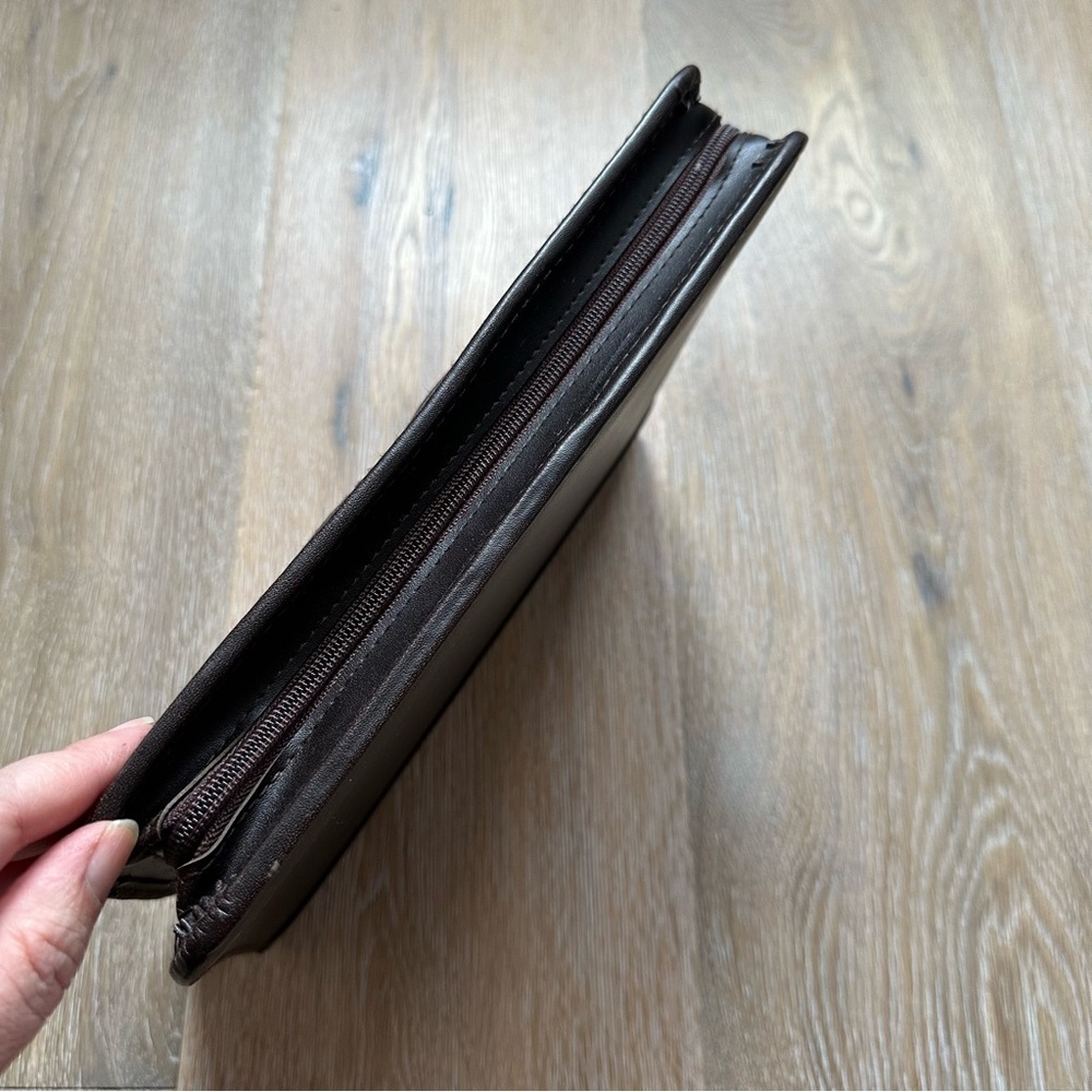 Vintage 90's Planner Case with Zipper 3 Ring Bound Chocolate Brown - 10.5" x 8" - Picture 5 of 6